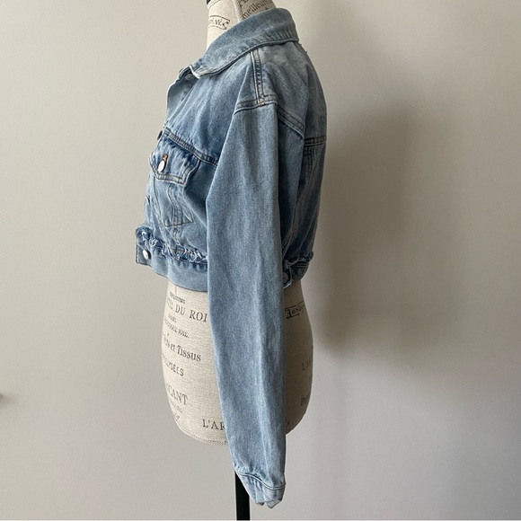Forever 21 Cropped Denim Jacket - Picture 2 of 7
